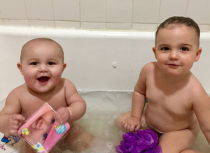 kids in tub